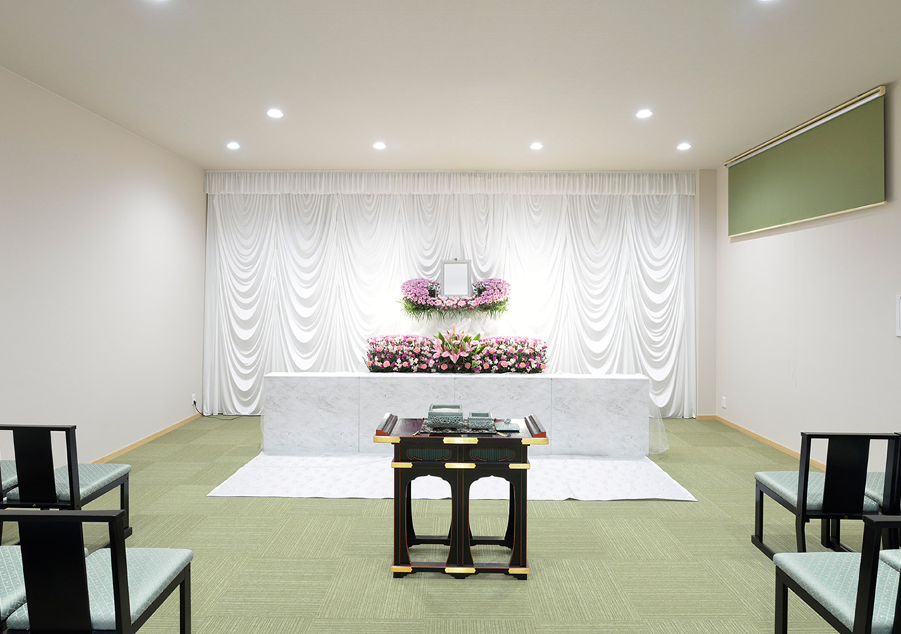 法要殿は小規模な家族葬に最適なコンパクトなホールです。